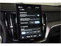 Volvo XC60 2.0 T6 Plug-in hybrid AWD Ultra Black Edition | NL AUTO GLOEDNIEUW | 5 Jaar Garantie | FOUR-C | Bowers&Wilkins | Pano | Massage | VOL!