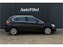 BMW 2-Serie Active Tourer 220d Sportline | Trekhaak | Harman Kardon | Sportstoel |
