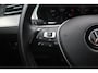 Volkswagen Passat Variant 1.4 TSI Highline Business R | Digital cockpit | Head up | ACC | Trekhaak | Stoelverwarming | Navigatie |