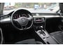 Volkswagen Passat Variant 1.4 TSI Highline Business R | Digital cockpit | Head up | ACC | Trekhaak | Stoelverwarming | Navigatie |