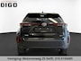Toyota Yaris Cross 1.5 HYBRID DYNAMIC LUXURY BLACKSTYLE GARANTIE2035! NAVIGATIE . STUUR EN STOEL VERWARMING . PARKEERSENSOREN VOOR & ACHTER  .