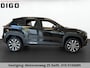 Toyota Yaris Cross 1.5 HYBRID DYNAMIC LUXURY BLACKSTYLE GARANTIE2035! NAVIGATIE . STUUR EN STOEL VERWARMING . PARKEERSENSOREN VOOR & ACHTER  .