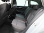 Skoda Octavia Combi 1.0 e-TSI Ambition AUTOMAAT | NAVIGATIE | CAMERA| SPORSTOELEN | MASSAGE | STOEL & STUURVERWARMING | DAB | CRUISE | CLIMA | LMV | 12 MAANDEN BOVAG GARANTIE |