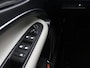Fiat 600 600e 156pk La Prima 54 kWh Automaat | 3 Fase | Elektrische Achterklep | Elektrische Bestuurdersstoel met Massage | Navigatie | Climate Control | Adaptieve Cruise Control | 18" LMV | Achteruitrijcamera | LED | Stoelverwarming | Keyless Entry/Start | Dodehoekdetectie | Apple Carplay/Android Auto |