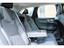 Volvo XC60 T6 Plug-in hybrid AWD Ultra Dark | Trekhaak | All-Season banden | Panoramadak | 360 Graden Camera | Verwarmbare Voorstoelen | BLIS Dodehoekdetectie | Adaptieve Cruise Control | Parkeerverwarming