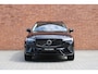 Volvo XC60 T6 Plug-in hybrid AWD Ultra Dark | Trekhaak | All-Season banden | Panoramadak | 360 Graden Camera | Verwarmbare Voorstoelen | BLIS Dodehoekdetectie | Adaptieve Cruise Control | Parkeerverwarming