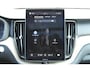 Volvo XC60 T6 Plug-in hybrid AWD Ultra Dark | Trekhaak | All-Season banden | Panoramadak | 360 Graden Camera | Verwarmbare Voorstoelen | BLIS Dodehoekdetectie | Adaptieve Cruise Control | Parkeerverwarming