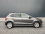 Volkswagen Polo 1.2 Style | Airco | All seasonband | 5 deurs | Parkeersensoren |