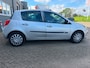 Renault Clio 1.6-16V Dynamique 5 drs met trekhaak en airco