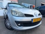 Renault Clio 1.6-16V Dynamique 5 drs met trekhaak en airco