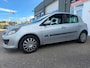 Renault Clio 1.6-16V Dynamique 5 drs met trekhaak en airco