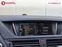 BMW X1 sDrive20i Executive Automaat 'mineral-weiss' Trekhaak 1800kg | Xenon | Navigatie | Cruise Control | NL Auto!