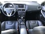 Volvo V40 Cross Country 1.5 T3 Polar+ Luxury Automaat | Rijklaar incl 12 mnd Bovag |  Panoramadak DAB Camera Trekhaak Keyless