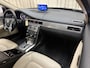 Volvo S80 2.0 T Momentum *Org.NL!* 200 PK / Dealer Onderhouden / Carplay / 20" LMV / Camera / Leder / Cruise / Navigatie / ECC Clima