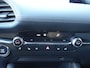 Mazda 3 2.0 e-SkyActiv-G M Hybrid Luxury Automaat (Navi/Carplay,Camera360,Adapt.Cruise,Stoel+Stuurverwarming,BOSE,LEER,HUD,PDC)