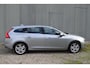 Volvo V60 2.4 D6 AWD Plug-In Hybrid Summum nette auto voor Export