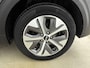 Kia Niro EV e-Niro DYNAMICPLUSLINE 64 kWh | WLTP 481 KM! GROTE BATTERIJ | 3 FASE | CAMERA | APPLE CARPLAY & ANDROID AUTO | 1e EIGENAAR | ORIGINELE NEDERLANDSE AUTO | NAVI | CLIMA | CRUISE | OPEN DAK | STUUR- & STOELVERWARMING | HALF LEDER | 17'' LM VELGEN | PRIVACY GLASS |
