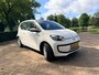 Volkswagen Up! 1.0 high up! | Airco | Cruise | PDC | 2e eigenaar