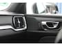 Volvo V60 T6 340pk automaat Recharge AWD R-Design Panoramich schuif kanteldak / Semi elektrisch wegklapbare trekhaak / Adaptieve cruise control