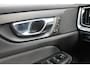 Volvo V60 T6 340pk automaat Recharge AWD R-Design Panoramich schuif kanteldak / Semi elektrisch wegklapbare trekhaak / Adaptieve cruise control