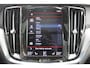 Volvo V60 T6 340pk automaat Recharge AWD R-Design Panoramich schuif kanteldak / Semi elektrisch wegklapbare trekhaak / Adaptieve cruise control