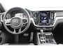 Volvo V60 T6 340pk automaat Recharge AWD R-Design Panoramich schuif kanteldak / Semi elektrisch wegklapbare trekhaak / Adaptieve cruise control
