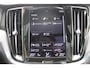 Volvo V60 T6 340pk automaat Recharge AWD R-Design Panoramich schuif kanteldak / Semi elektrisch wegklapbare trekhaak / Adaptieve cruise control