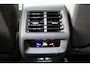 Volkswagen Tiguan 1.5 eTSI Automaat Navigatie | Trekhaak | Stoelverwarming | Lichtmetalen velgen