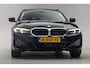 BMW 3-Serie Touring 318i High Executive Sport Aut. [ Leder Apple/Android Navi Stoelverwarming ]