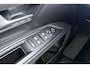 Peugeot 5008 1.2 PureTech Allure | Trekhaak | Automaat | 7-persoons | Elektrisch panoramadak | Climate control |  Automatische achterklep | LED | Apple Carplay/Android Auto