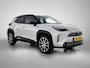 Toyota Yaris Cross 1.5 Hybrid 130 GR SPORT + | JBL | Head-Up Display | Dodehoek detectie | Stoel+Stuurverwarming | LED Matrix | Trekhaak Afneembaar | Elektrische achterklep | Parkeersensoren voor+achter | Navigatie | Apple CarPlay/Andro