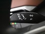 Volkswagen ID.5 Pro 77 kWh l Adaptief cruise control | SOH 98%  | App Connect | Navigatie | Stoel/stuurverwarming | Climate control | LED | DAB | 19 "LMV"
