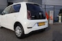 Volkswagen Up! 1.0 / Climatronic / Camera / PDC / DAB / Cruise control / Gecoat glas