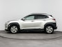 Hyundai Kona Electric EV FASHION 64 kWh <| PDC | 3 FASE | WARMTEPOMP | LEDER | CAMERA | CLIMA | CRUISE ADAPT. | NAVI | PRIVACY GLASS | DAKRAILING | APPLE CAR PLAY & ADROID AUTO | DODEHOEKSPIEGELS |