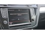 Volkswagen Tiguan 2.0 TDI 150PK Connected Series Navi ACC Trekhaak *Dis.riem v.v.* Euro6 *Koppeling v.v.*