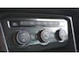 Volkswagen Tiguan 2.0 TDI 150PK Connected Series Navi ACC Trekhaak *Dis.riem v.v.* Euro6 *Koppeling v.v.*