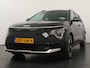 Kia Niro EV DynamicLine 64.8 kWh - SOH 98,4% - Climate Control - Adaptief Cruise Control - Navigatie - Apple/Android Carplay - Fabrieksgarantie Tot 31-07-2031