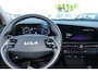 Kia Niro EV DynamicLine 64.8 kWh, Mooi !!, SOH 100 %, Camera, PDC, Rijklaarprijs incl. garantie.