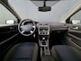 Ford Focus 1.6-16V Futura | Trekhaak | 5 deurs | Nieuwe voorbanden | NAP |