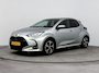 Toyota Yaris 1.5 Hybrid 115 Dynamic | Dodehoek detectie | Parkeersensoren voor/achter | Stoel-/stuurverwarming | Apple Carplay / Android Auto | Adaptive Cruise | Clima | Keyless | Camera | 16 inch