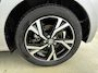 Toyota Yaris 1.5 Hybrid 115 Dynamic | Dodehoek detectie | Parkeersensoren voor/achter | Stoel-/stuurverwarming | Apple Carplay / Android Auto | Adaptive Cruise | Clima | Keyless | Camera | 16 inch