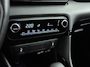 Toyota Yaris 1.5 Hybrid 115 Dynamic | Dodehoek detectie | Parkeersensoren voor/achter | Stoel-/stuurverwarming | Apple Carplay / Android Auto | Adaptive Cruise | Clima | Keyless | Camera | 16 inch