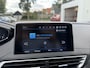 Peugeot 3008 1.2 Turbo 130PK Allure | Trekhaak 1400KG | Hoge Zitpositie | Stoelverwarming | Navigatie | Cruise Control | Lichtmetalen velgen | Climate Control | Parkeercamera | Half lederen bekleding.