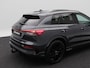 Audi Q4 e-tron S edition 45 | 82 kWh | 286 PK | 21 inch velgen | Privacyglas | Trekhaak | Panoramadak | Zwart optiek |