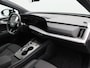 Audi Q4 e-tron S edition 45 | 82 kWh | 286 PK | 21 inch velgen | Privacyglas | Trekhaak | Panoramadak | Zwart optiek |