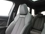 Audi Q4 e-tron S edition 45 | 82 kWh | 286 PK | 21 inch velgen | Privacyglas | Trekhaak | Panoramadak | Zwart optiek |