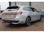 Volkswagen Passat Variant 1.5 eTSI R-Line Business | Achteruitrijcamera | Lichtmetalen velgen 18" | Matrix LED koplampen