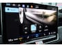 Volkswagen Passat Variant 1.5 eTSI R-Line Business | Achteruitrijcamera | Lichtmetalen velgen 18" | Matrix LED koplampen