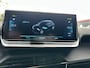 Peugeot e-208 EV 50kWh 136pk | Navigatie | Bluetooth | Parkeersensoren voor & achter | Cruise & Climate Control | AppleCarPlay & AndroidAuto | Stoelverwarming