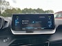 Peugeot e-208 EV 50kWh 136pk | Navigatie | Bluetooth | Parkeersensoren voor & achter | Cruise & Climate Control | AppleCarPlay & AndroidAuto | Stoelverwarming